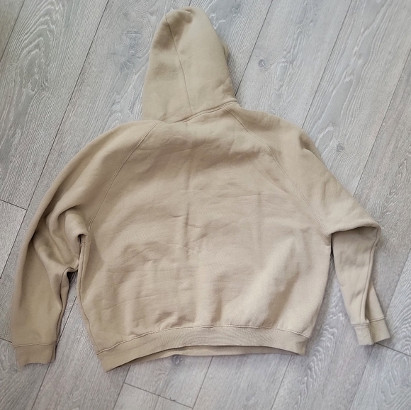 Defy Hoodie - Picture 2 of 3